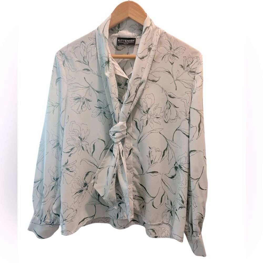 Kittenish Women’s Floral Tie-Neck Blouse Long Sleeve Size Medium